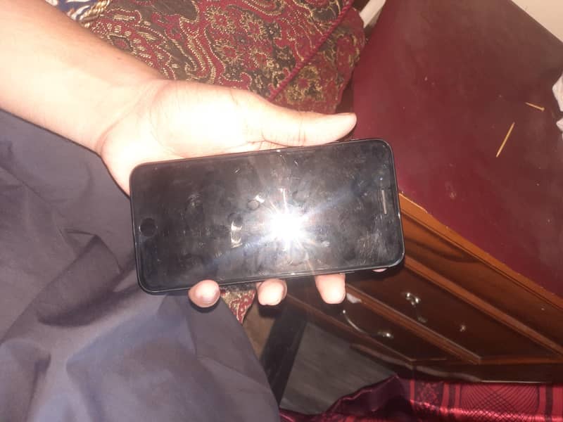 Apple iPhone 7 Plus 3