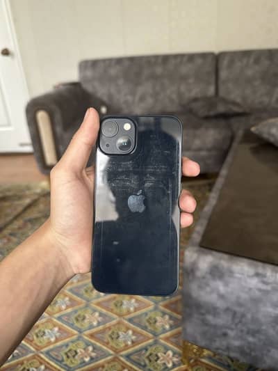 Apple iPhone 13