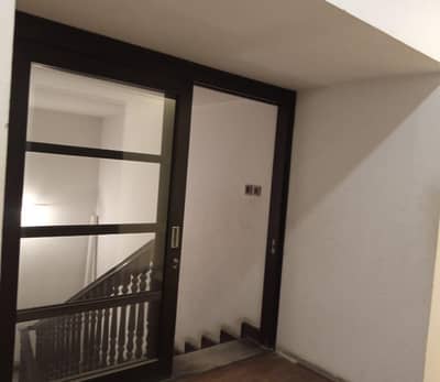 DHA PHASE 7 500 YARD BUNGALOW UPPER PORTION FOR RENT.