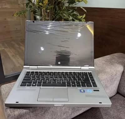 HP EliteBook Laptop (SSD 128GB + Ram 4GB) 14 Display HD Metal Body