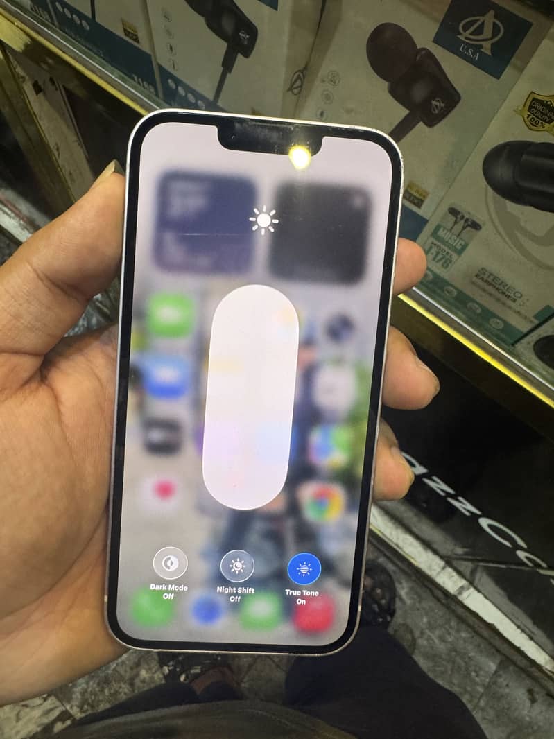Apple iPhone 14 2