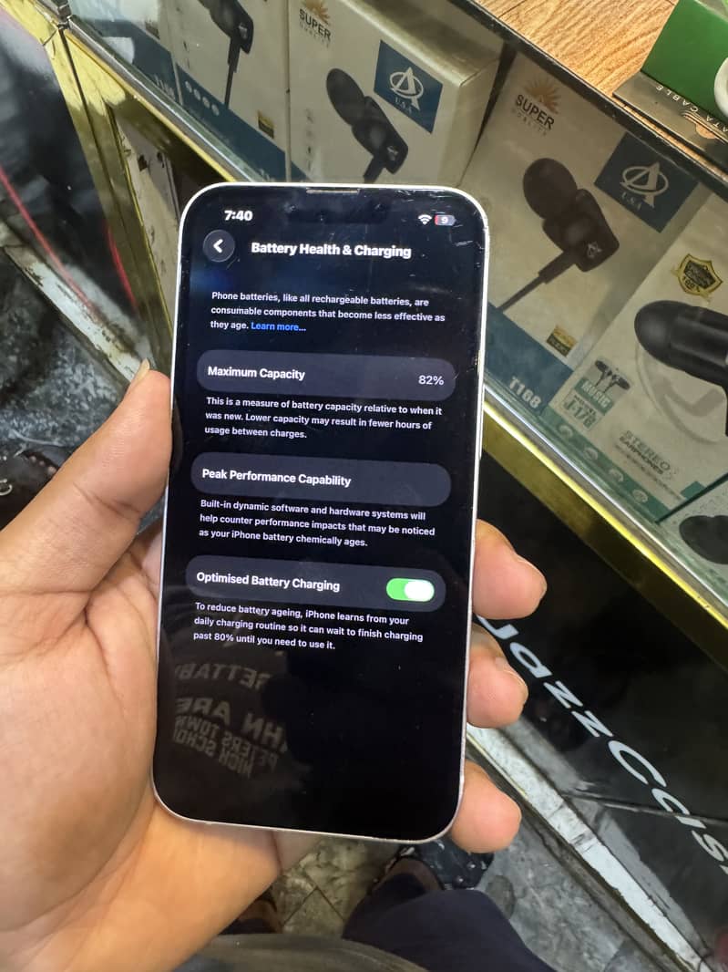 Apple iPhone 14 7