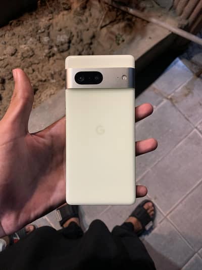 Google Pixel 7 10/10 read ad