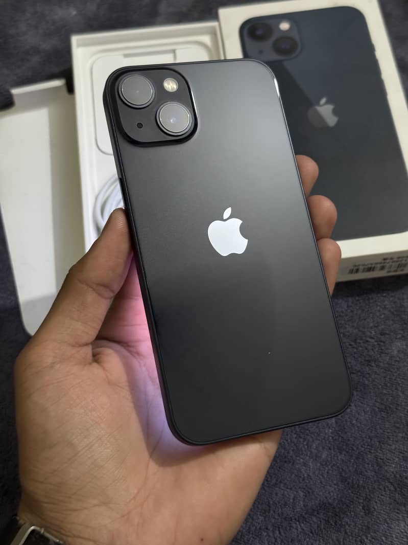 Apple iPhone 15 5