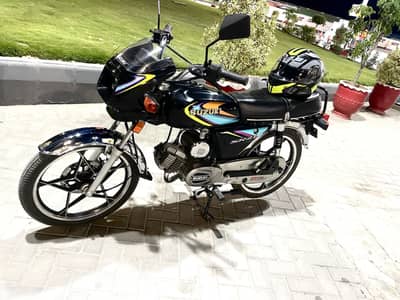 Suzuki Shogun SR21 2006 Brand New Bike Restored In Japanese Parts