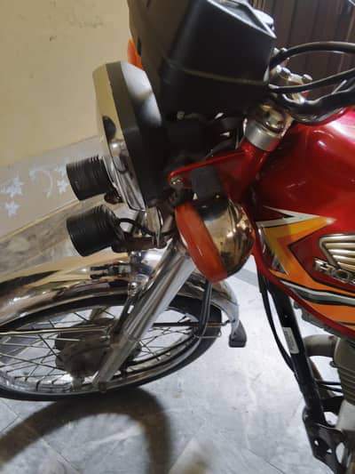 Honda 125 for argunt sale 2021 model 10-10 condition file ok baio on s
