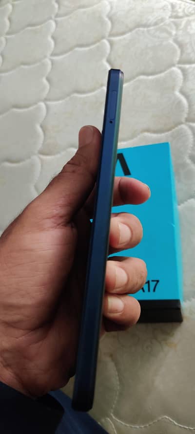 OPPO A17