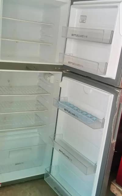 Fridge haier refrigerator 100% working