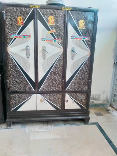 iron wardrobe,