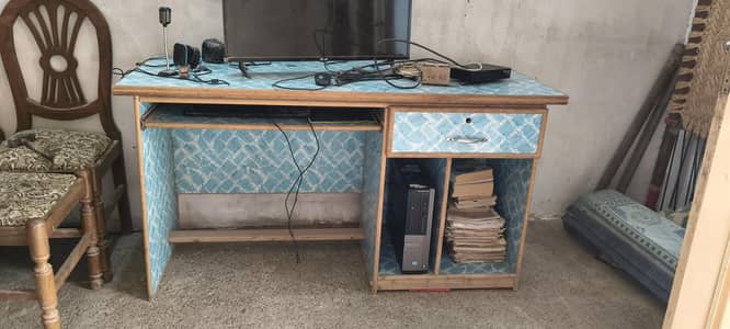 PC Table