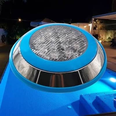 Swimming pool underwater light