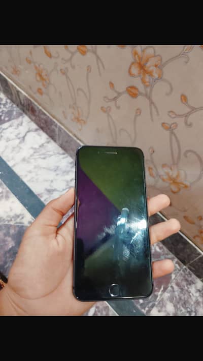 Apple iPhone 8 Plus