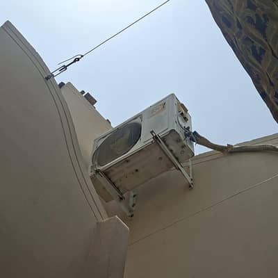 Used Ac excellent condition