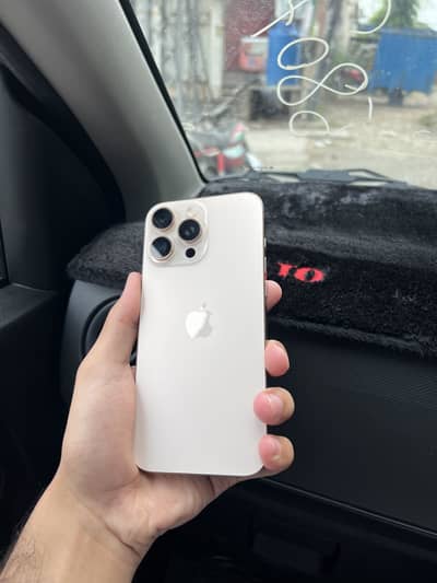 Apple iPhone 16 Pro Max