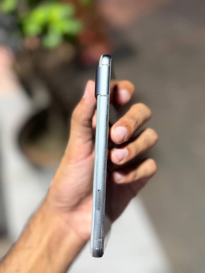 Google Pixel 8 2