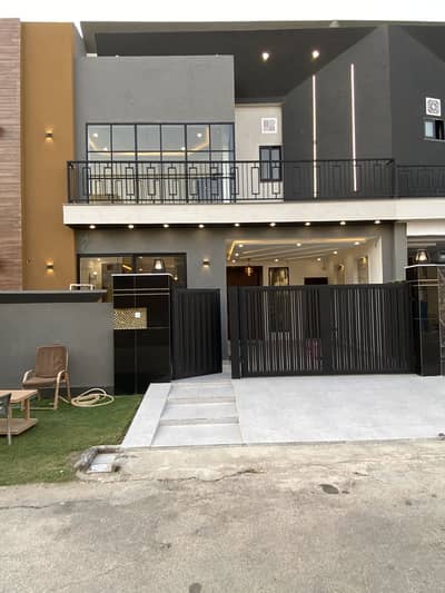 5 marla modern luxury house in buch villas multan