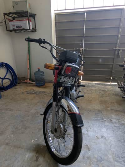 Honda CD 70 RED