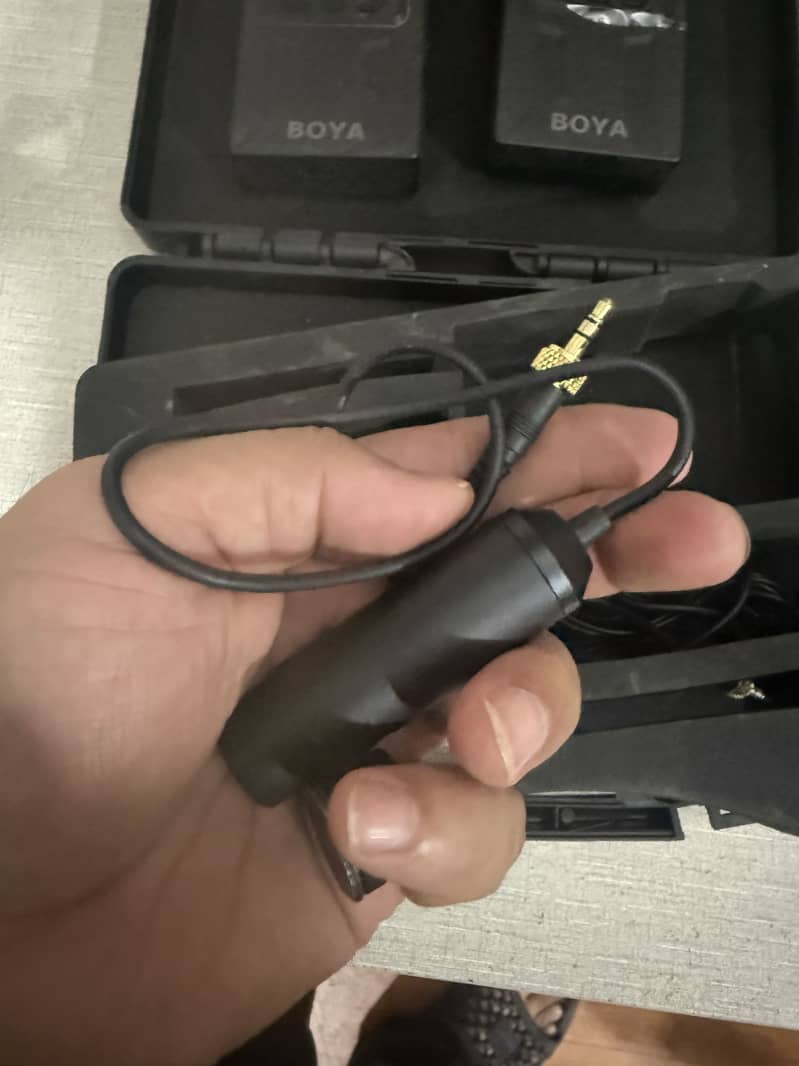 Boya wireless mic 4