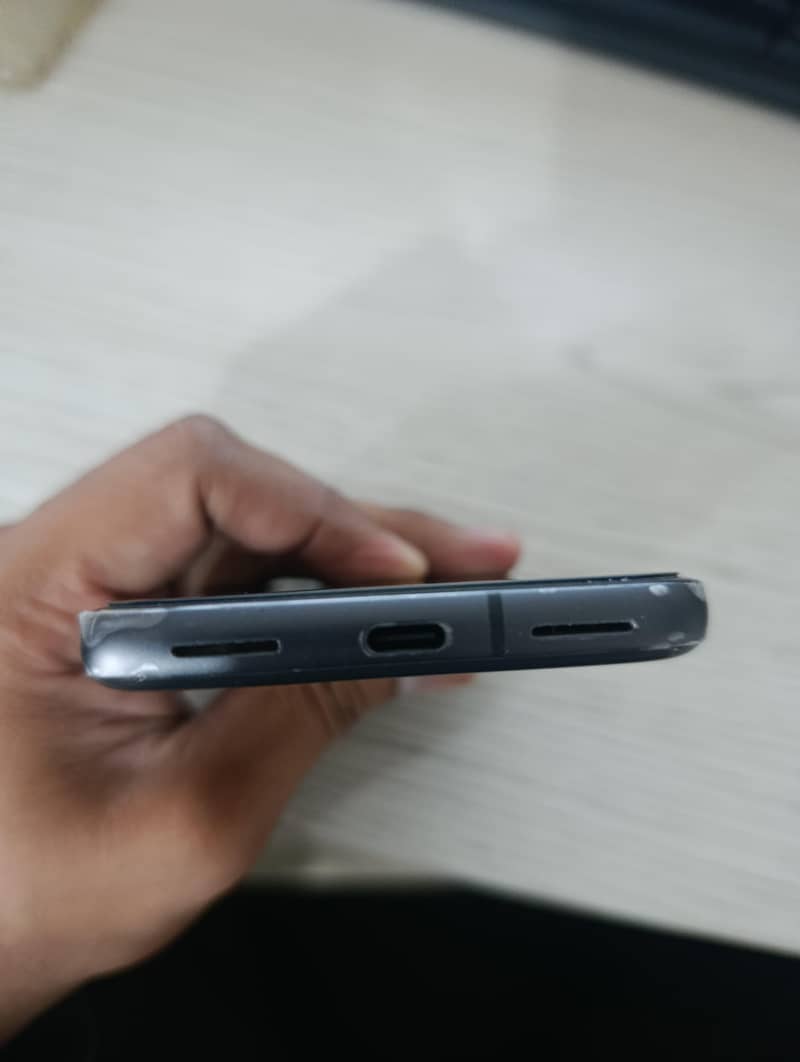 Google Pixel 8a 2
