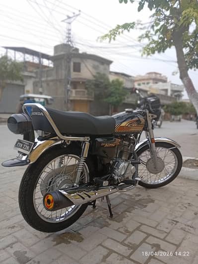 Honda cg 125 2024 model red colour