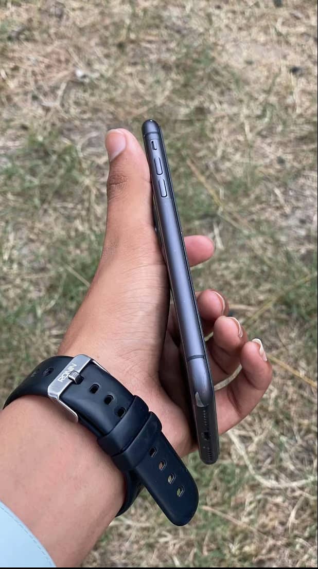 IPhone 11 2