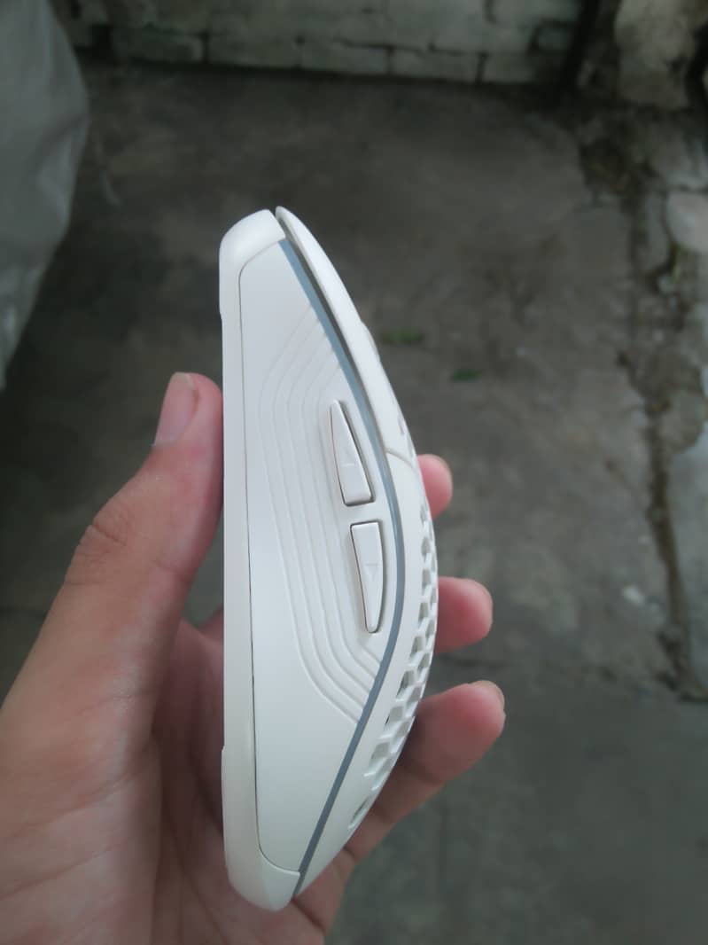 Wireless gaming Mouse 3