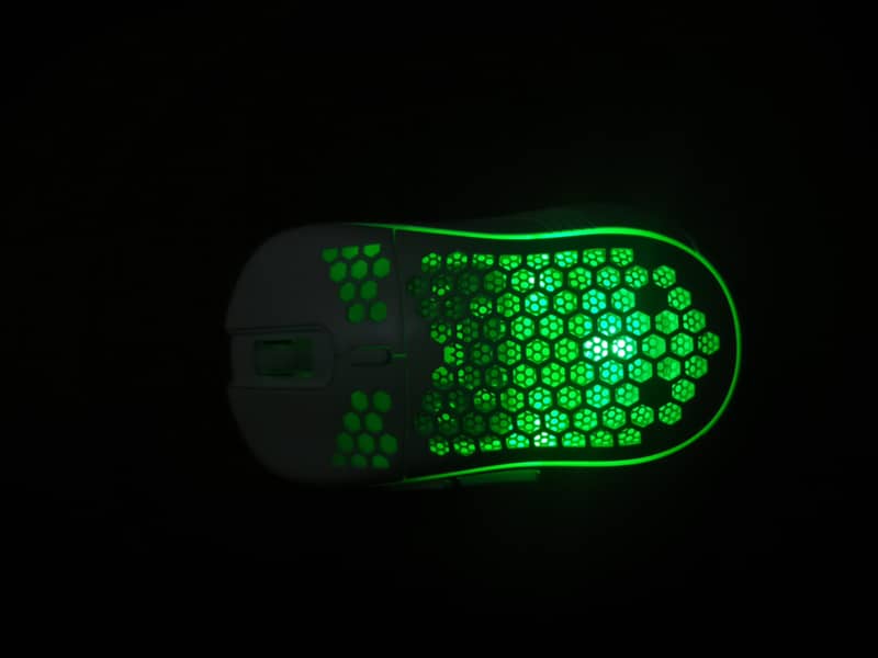 Wireless gaming Mouse 6