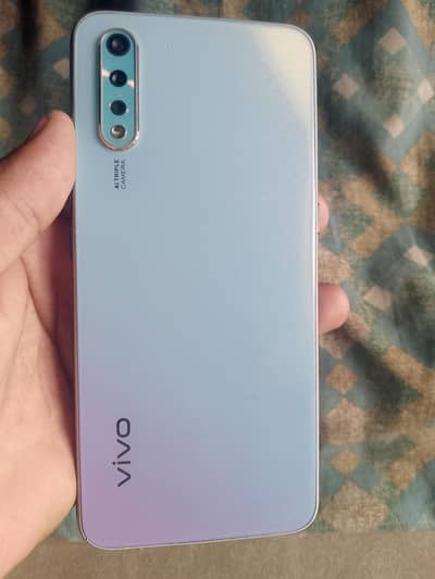 Vivo S1