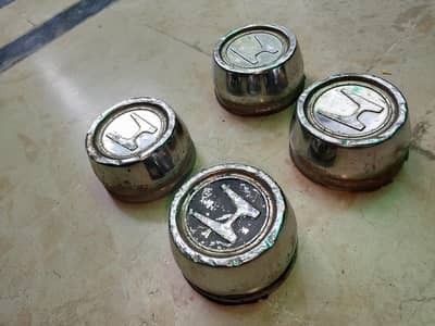 Accord \ civic 1982 - 1985 center oem metal caps