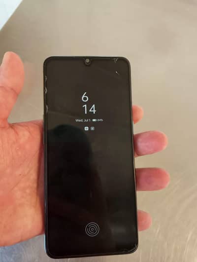 OPPO F15 8/128 front finger