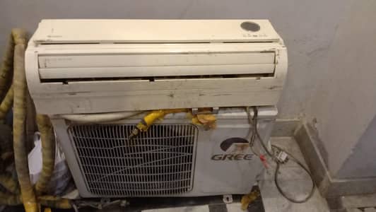 gree ac all ok not problem with copper pipe complete set and ac all ok