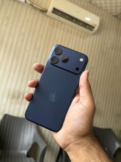 Apple iPhone 17 Pro Max jv