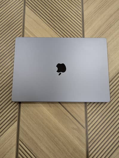 Apple MacBook Pro 16-inch M1 Pro 2021 | 16GB RAM/512GB SSD