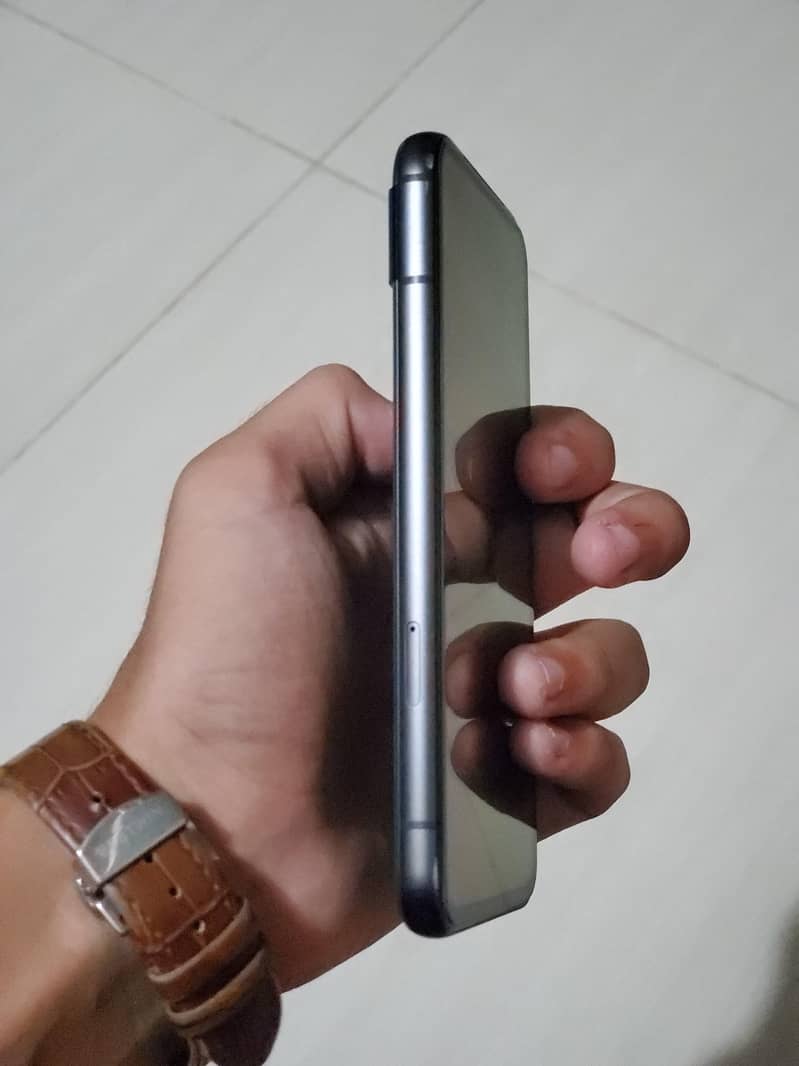 Google Pixel 8a 1