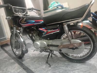 Honda 125 . model 19.03215444012