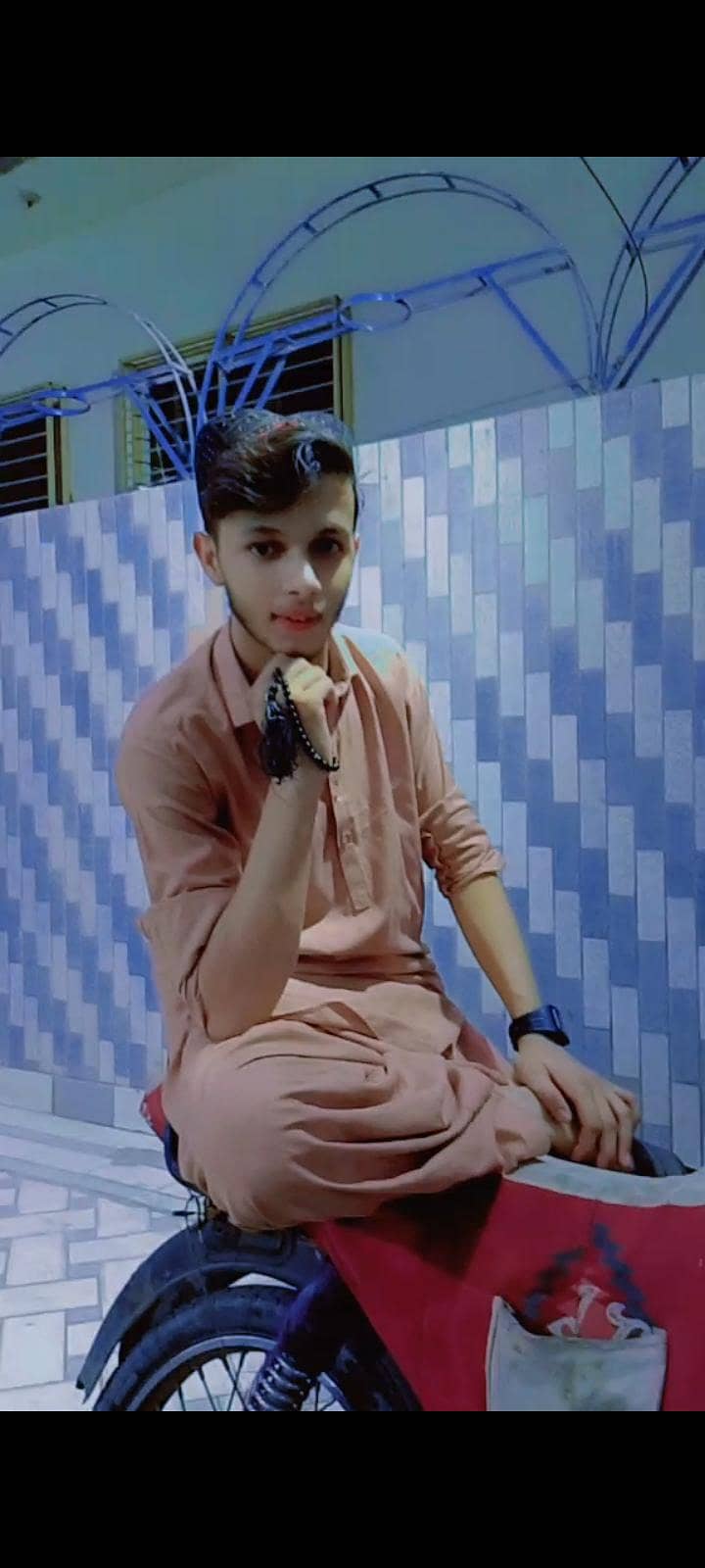 کام کی۔ ضرورت ھیں 0