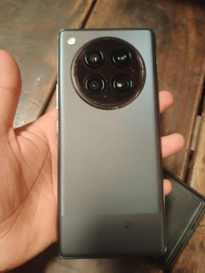 Infinix Zero 40