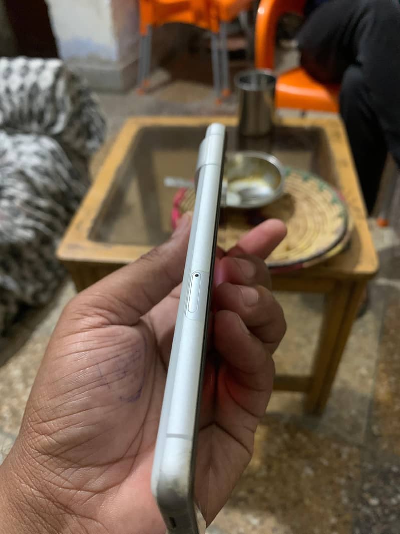 Google Pixel 7 3