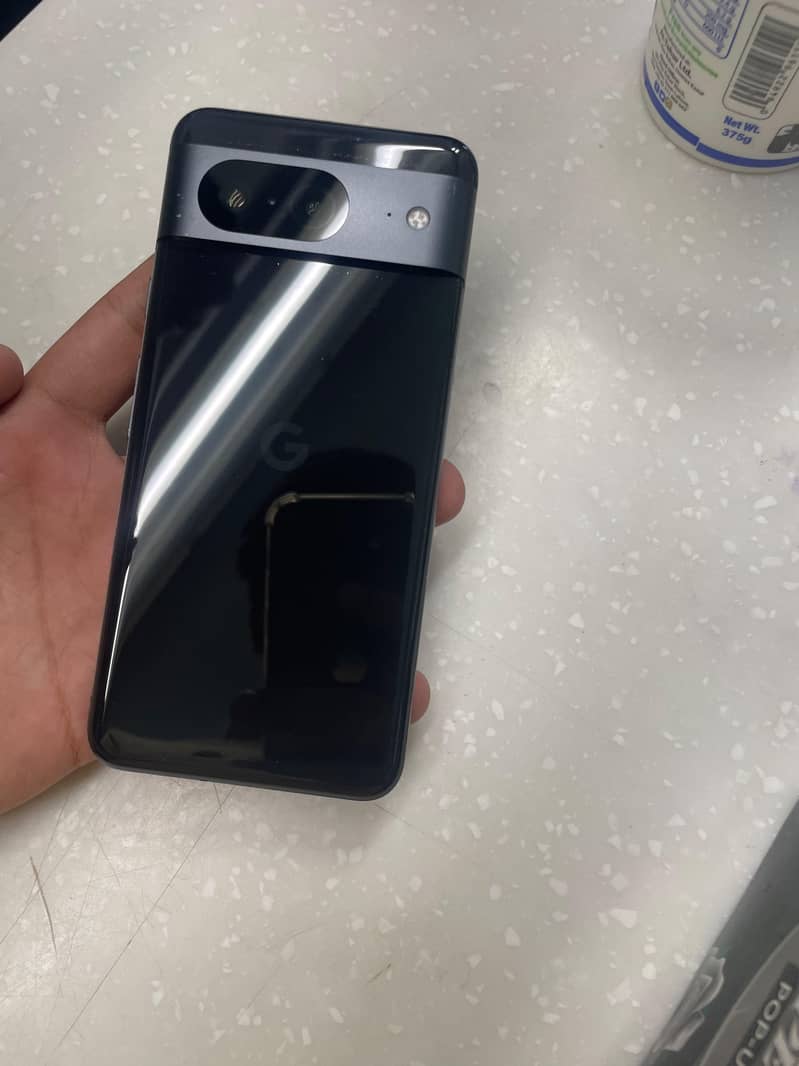 Google Pixel 8 1