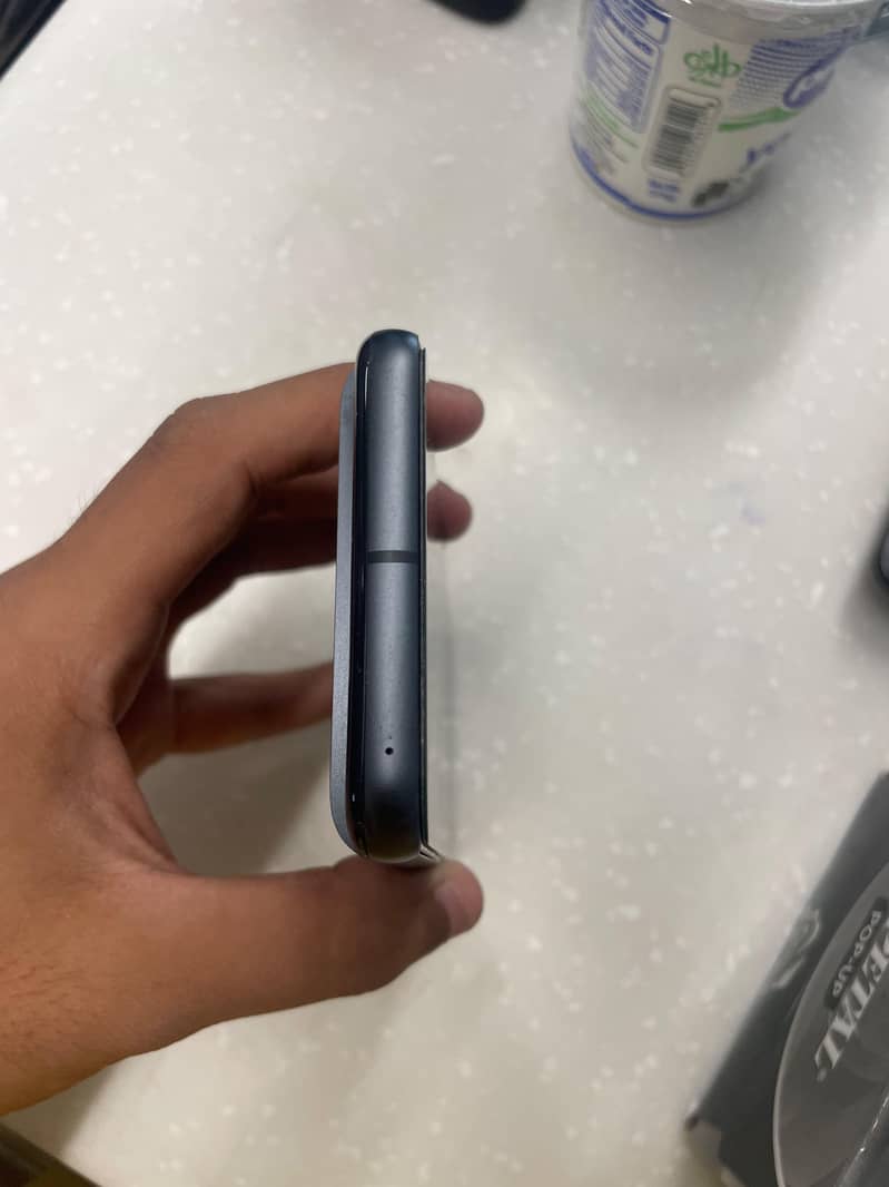 Google Pixel 8 3