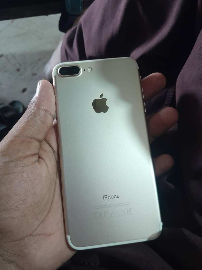 iPhone 7 plus 5