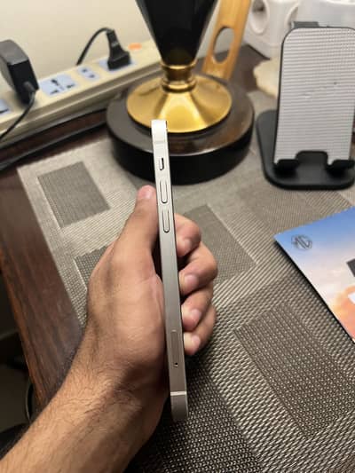 Apple iPhone 12 ( non pta )