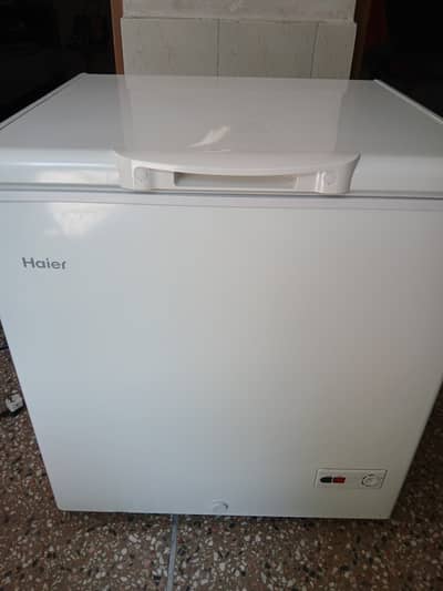 Haier Freezer model HDF-245es