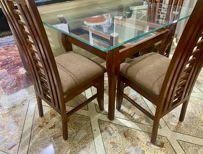 4 Seater Stylish Dinning Table - Special Price
