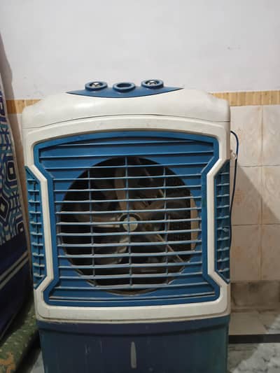cooler hai bhod tandi Colling karta ha