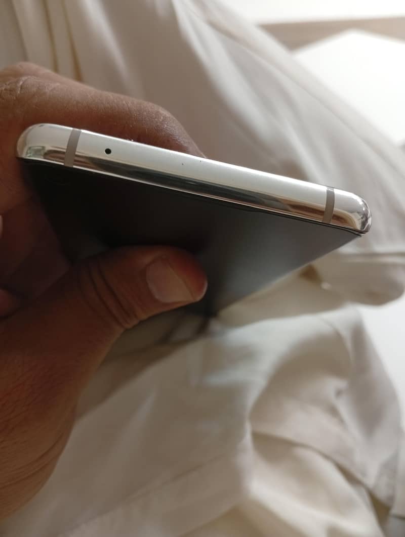 One Plus 8 4