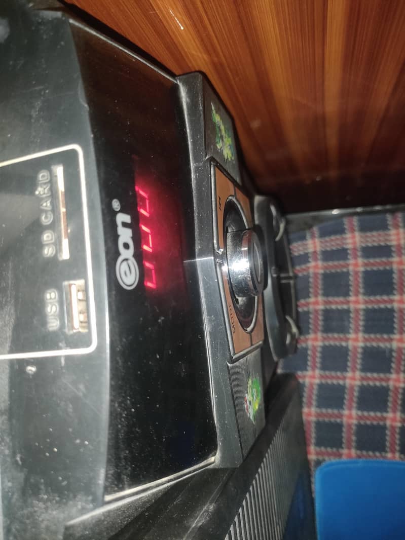 eon Speaker 1