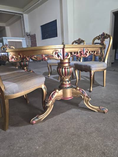 Dinning table