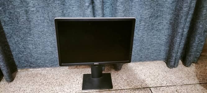 Monitor for sale used but in good condition