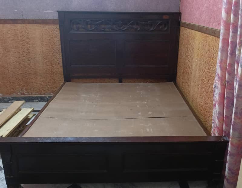 بیڈ اور میٹرس برائے فروخت 5